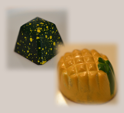Molds decorated with cocoa butter